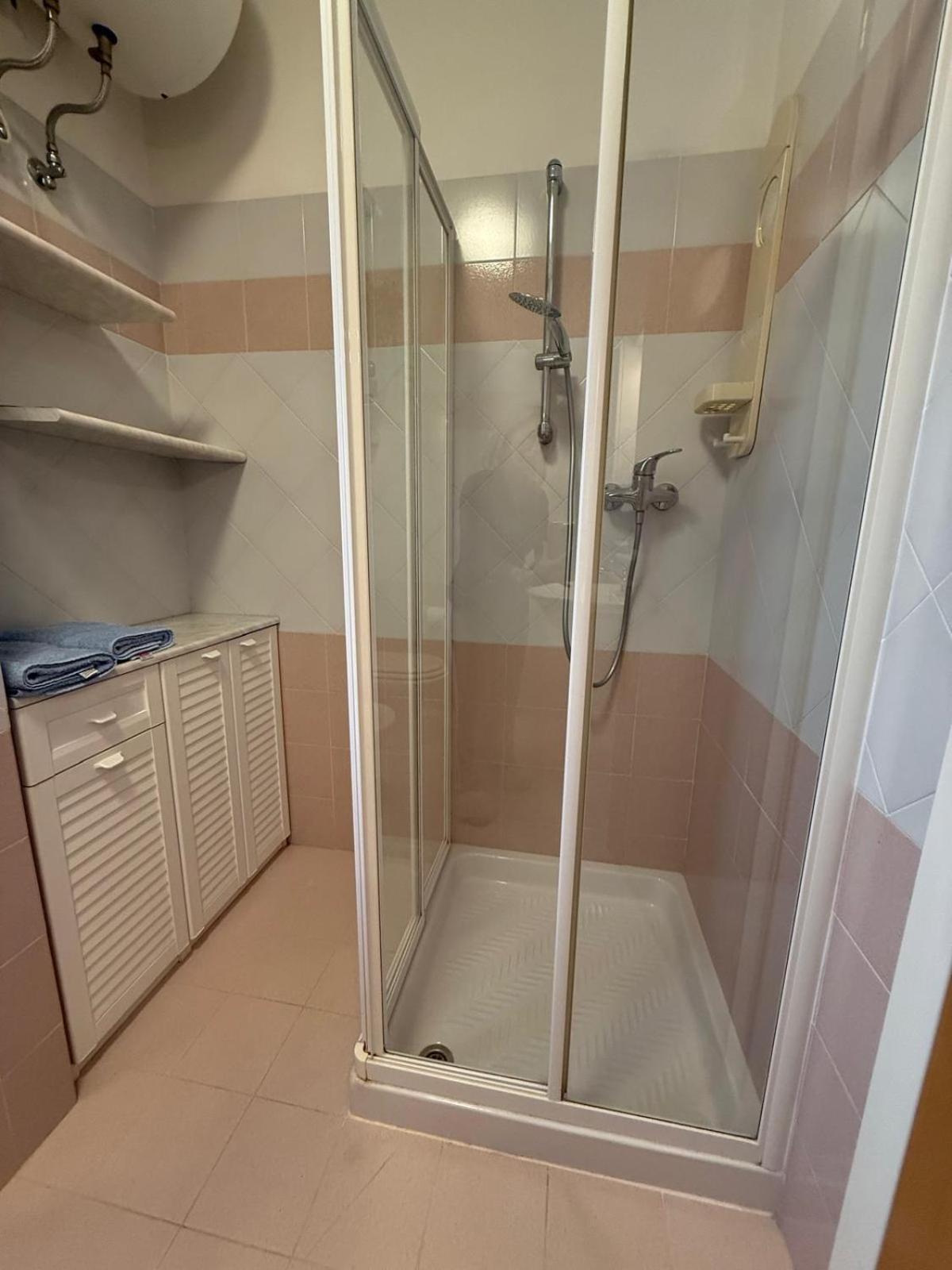 Gracious Apartment Located In The Heart Of Lignano Lignano Sabbiadoro Exterior foto