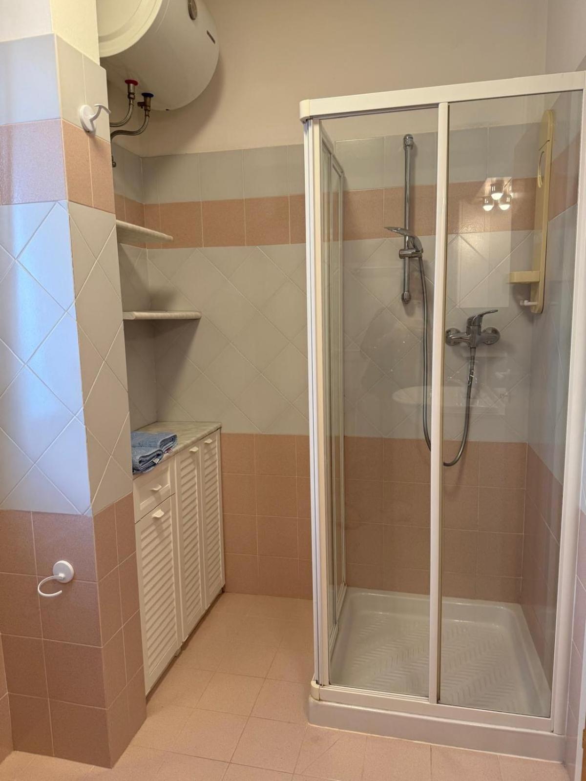 Gracious Apartment Located In The Heart Of Lignano Lignano Sabbiadoro Exterior foto