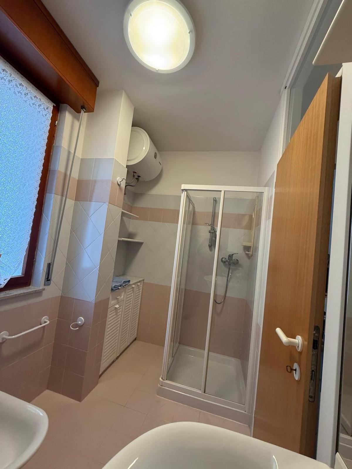 Gracious Apartment Located In The Heart Of Lignano Lignano Sabbiadoro Exterior foto
