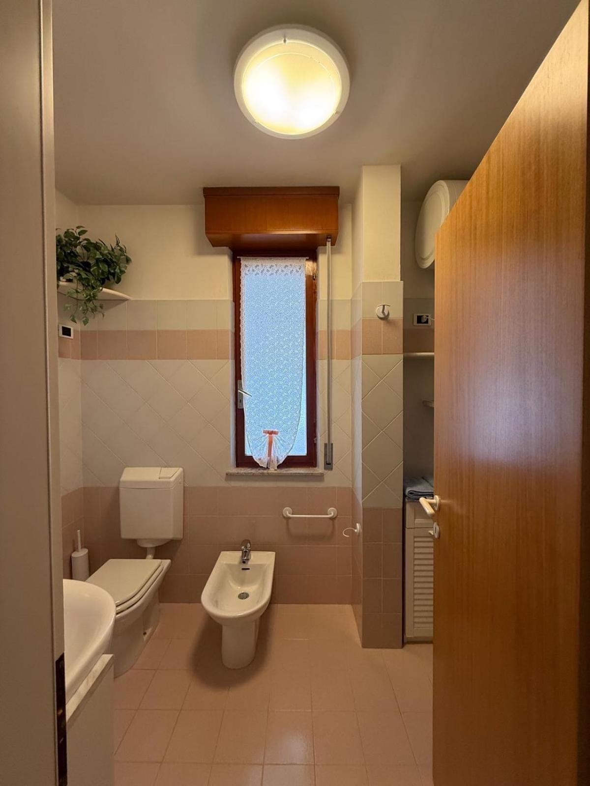 Gracious Apartment Located In The Heart Of Lignano Lignano Sabbiadoro Exterior foto